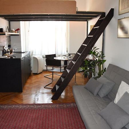 Lawyers Loft In Heritage Skyscraper Ljubljana Kültér fotó