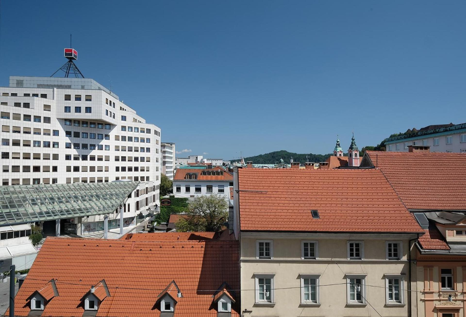 Lawyers Loft In Heritage Skyscraper Ljubljana Kültér fotó