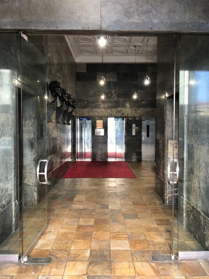 Lawyers Loft In Heritage Skyscraper Ljubljana Kültér fotó